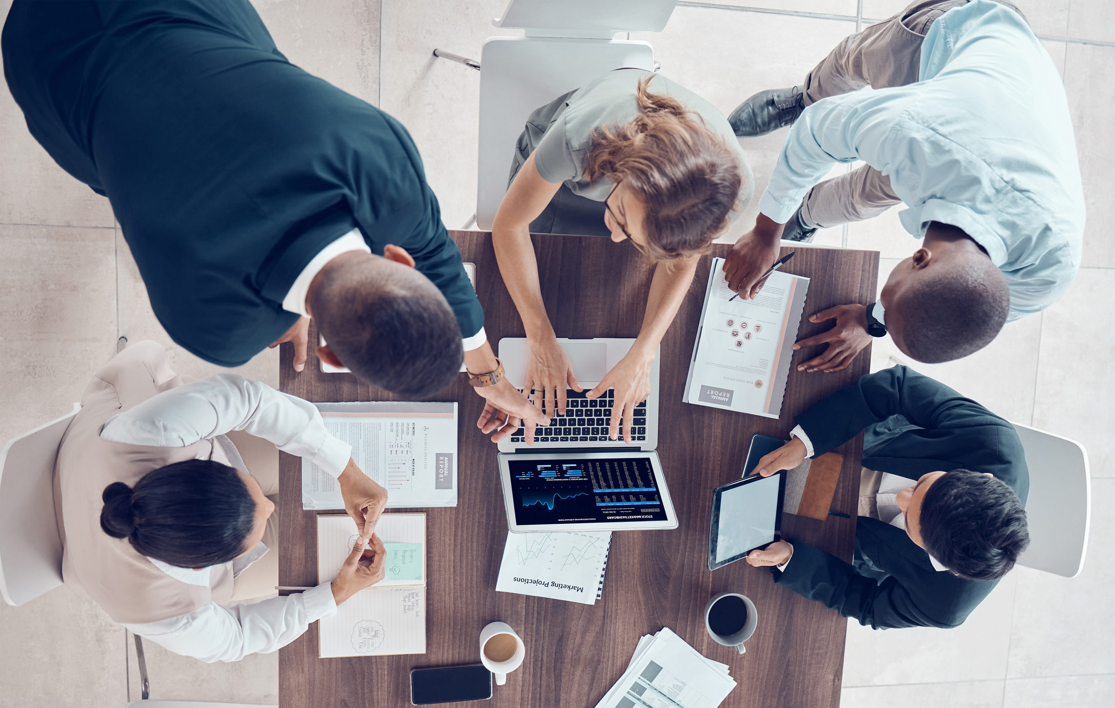 Smart Supply Chain Management in the Food Industry: From Source to Shelf